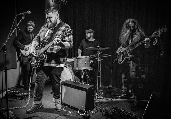 BILL BARBER & THE HOLDING CELL